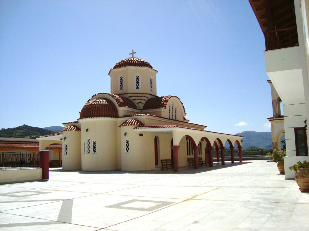 Church of Spili-Spili必去景点