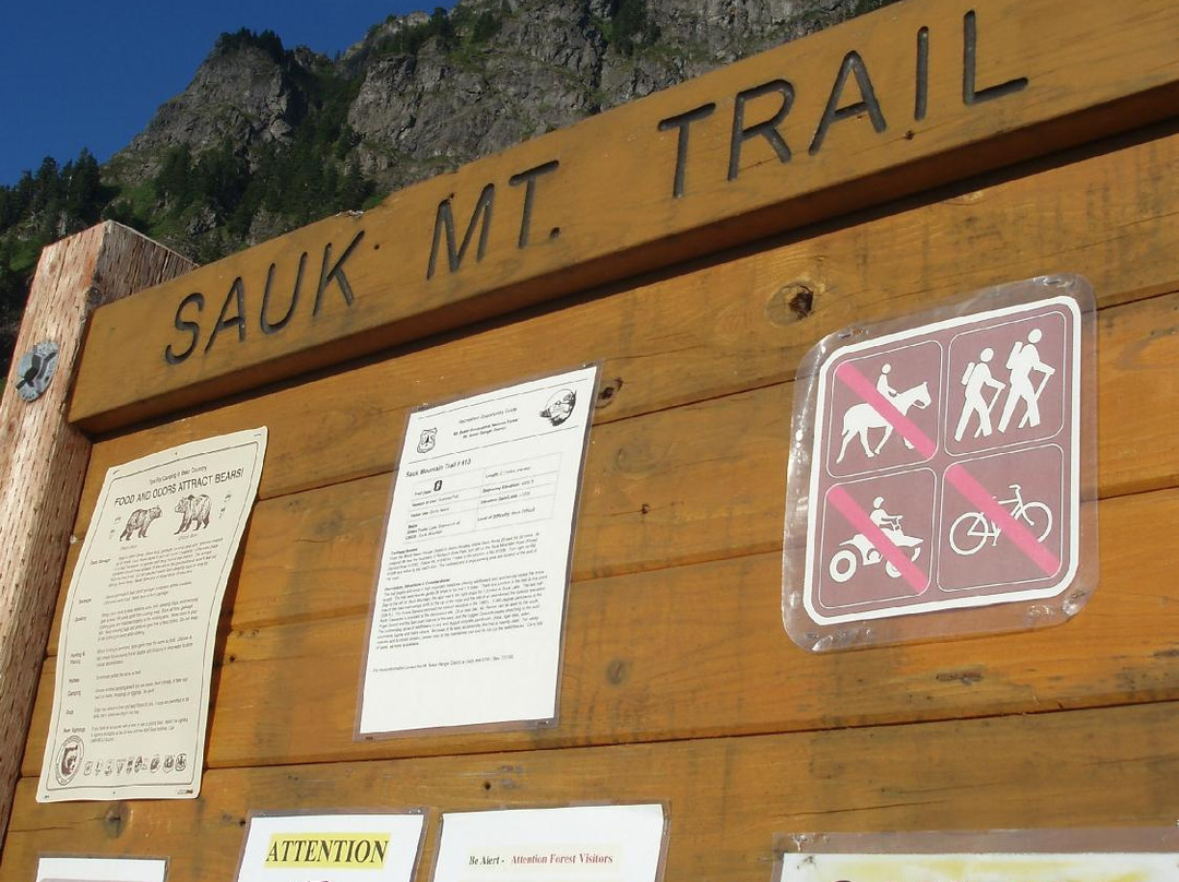 Sauk Mountain Trail景点图片