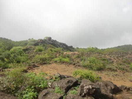 Dataar Hills-居那加德必去景点