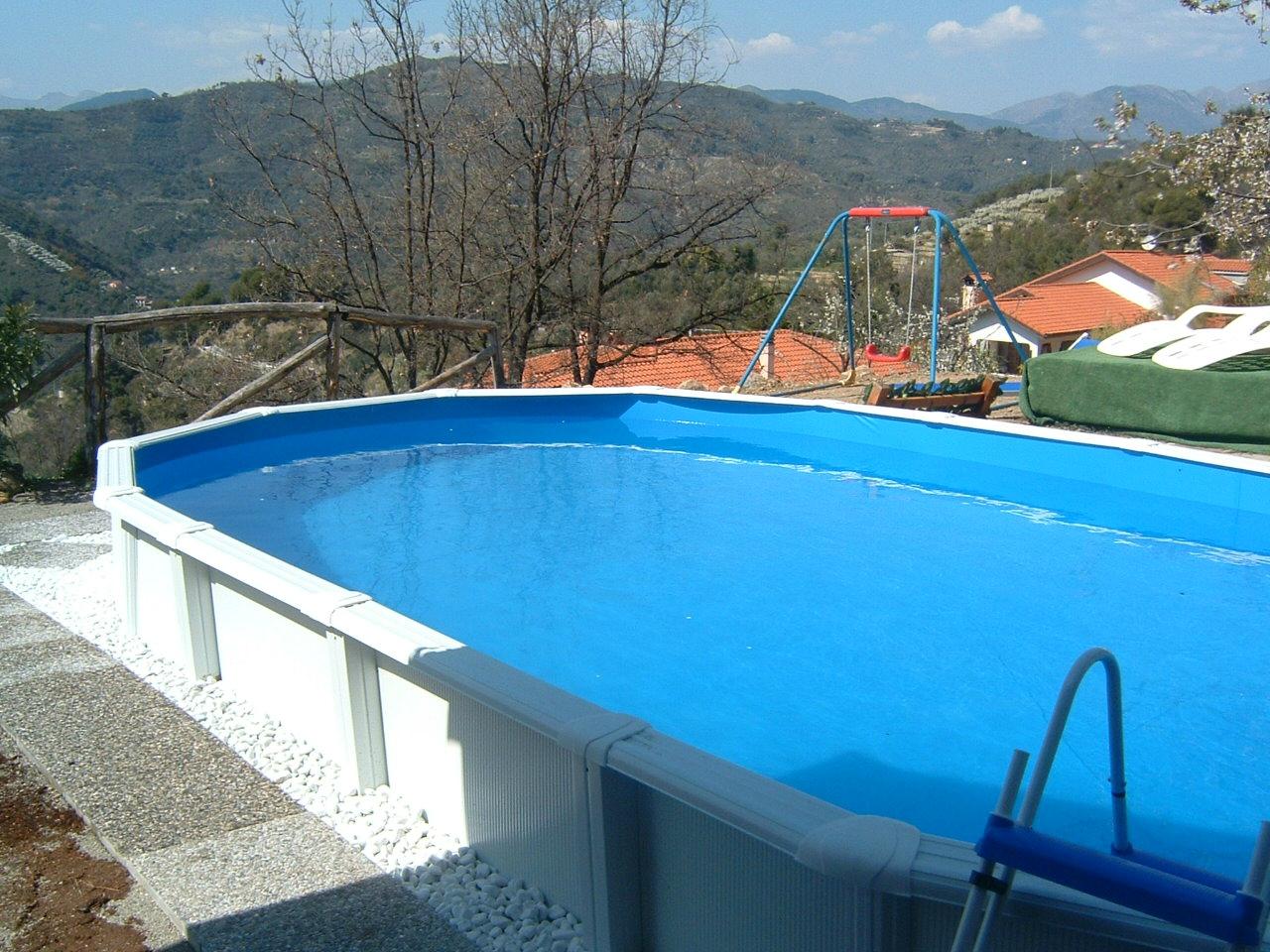 Bed and Breakfast Il Gufo e La Civetta-泳池