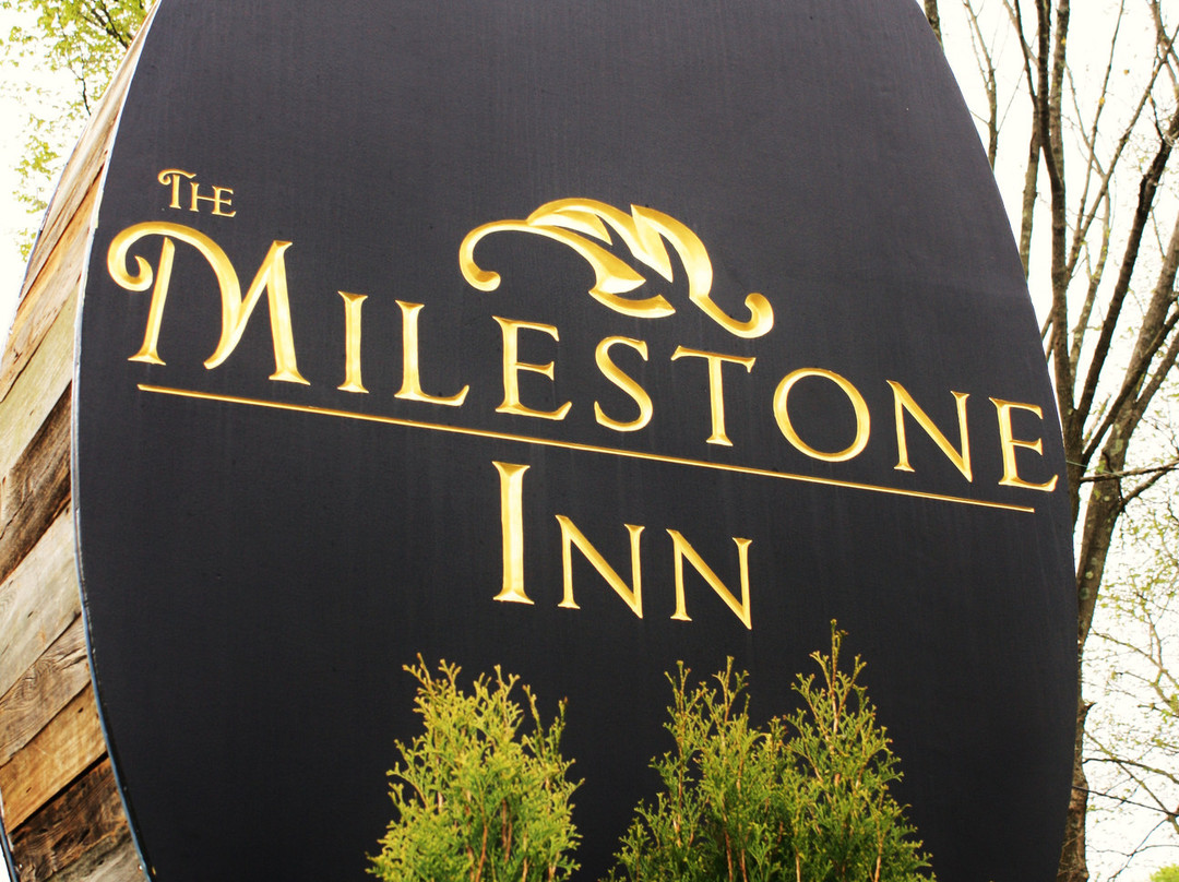 The Milestone Inn主图