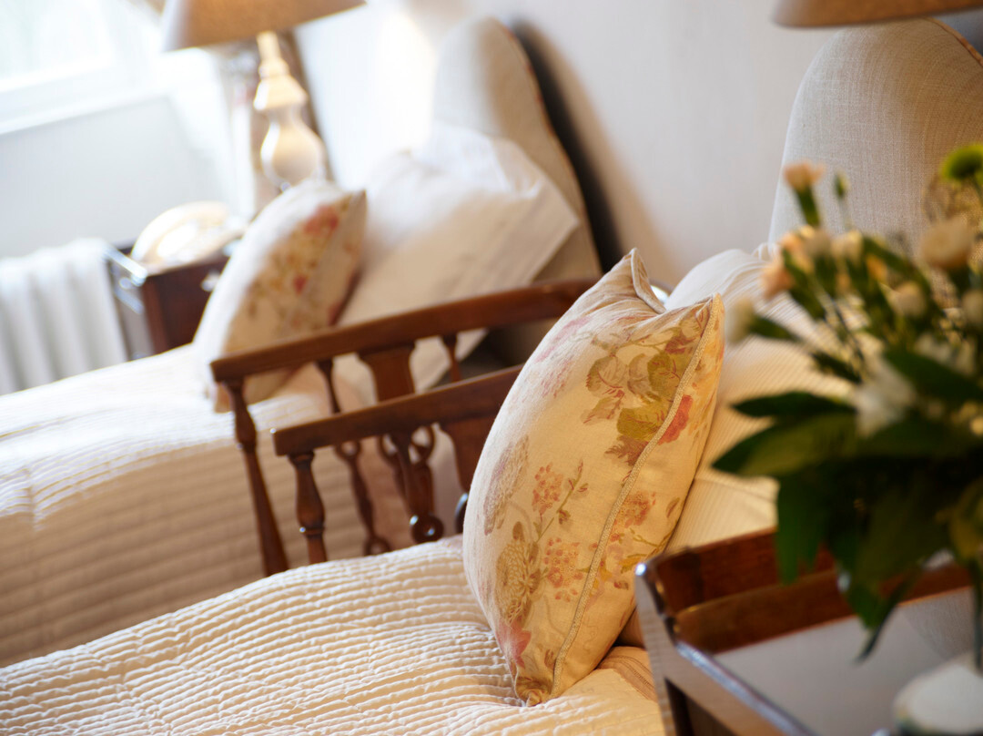 Burrswood Guest Rooms主图