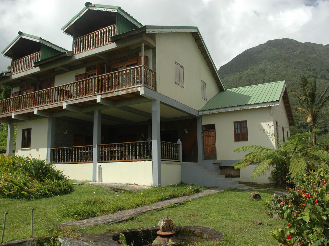 罗西的山间小屋