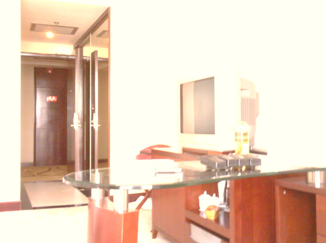 逸臣国际大酒店主图