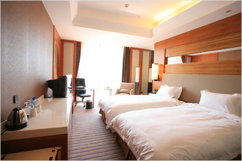 栾川伊水湾大酒店主图