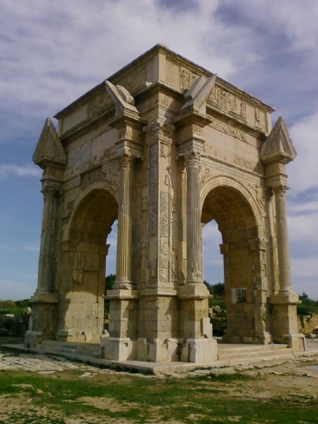 The Arch of Marcus Aurelius-黎波里必去景点