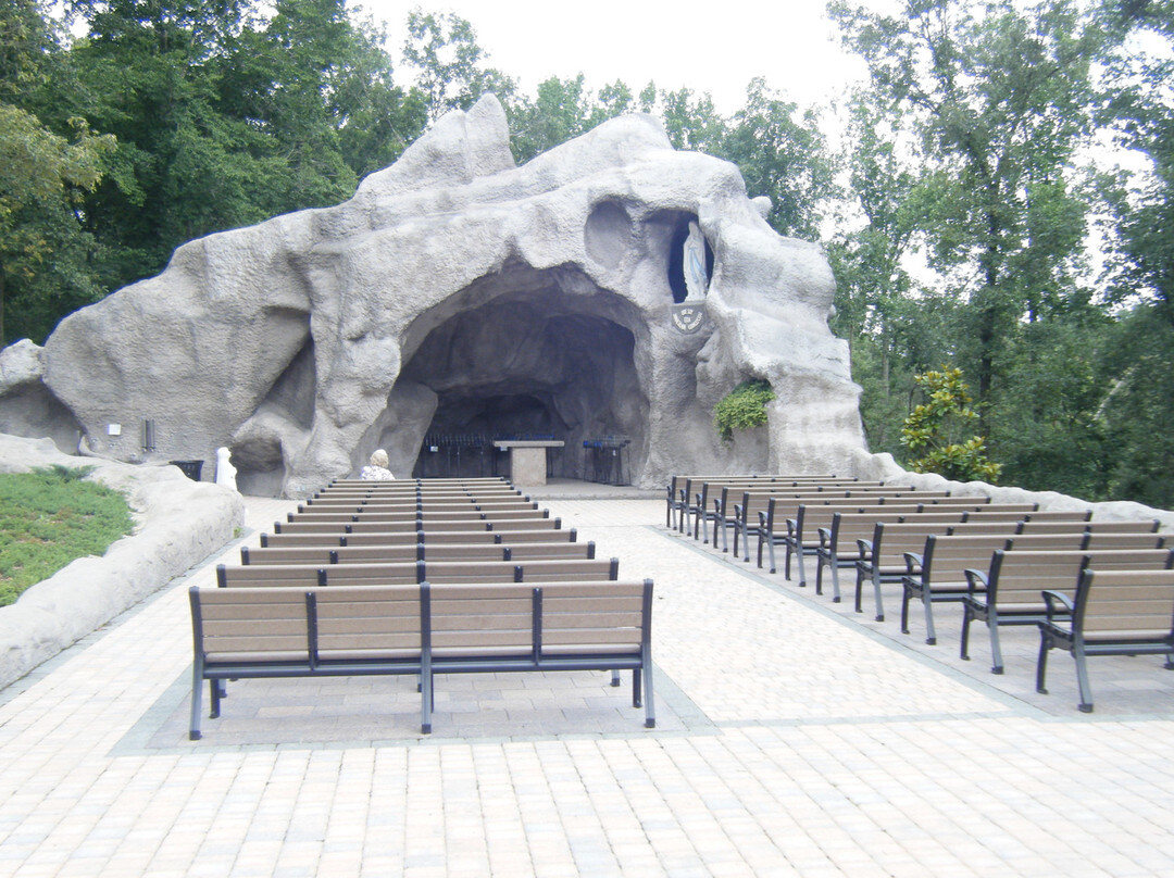 Shrine of the Most Blessed Sacrament景点图片