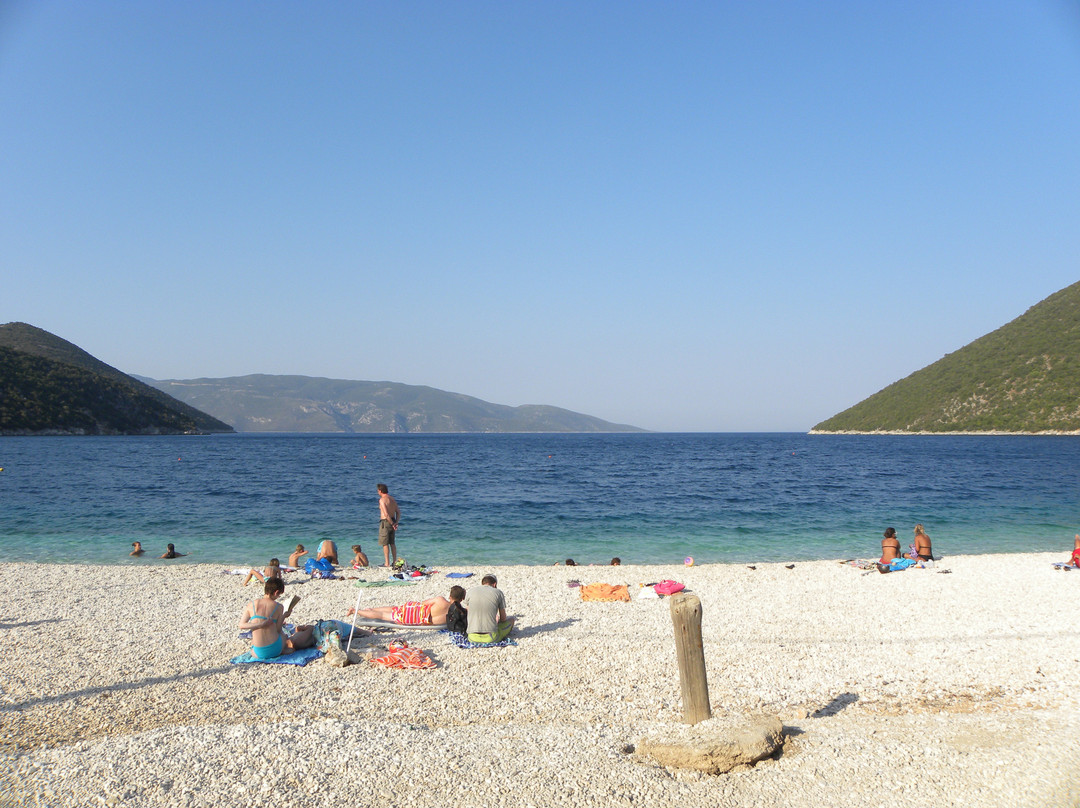 Antisamos Beach-萨米必去景点