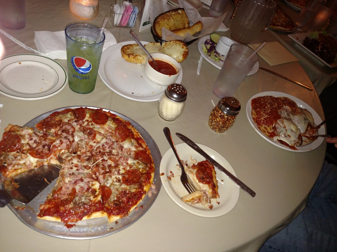 Vinces Pizza and restaurant