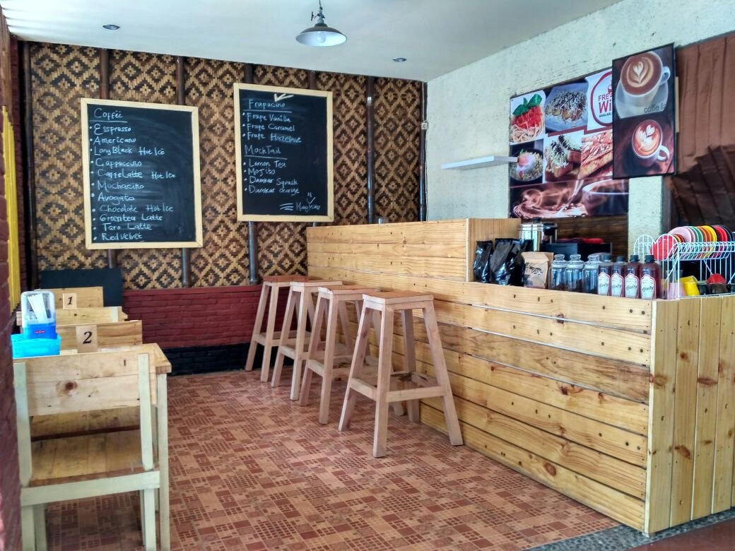 D'Damkar Resto & Cafe