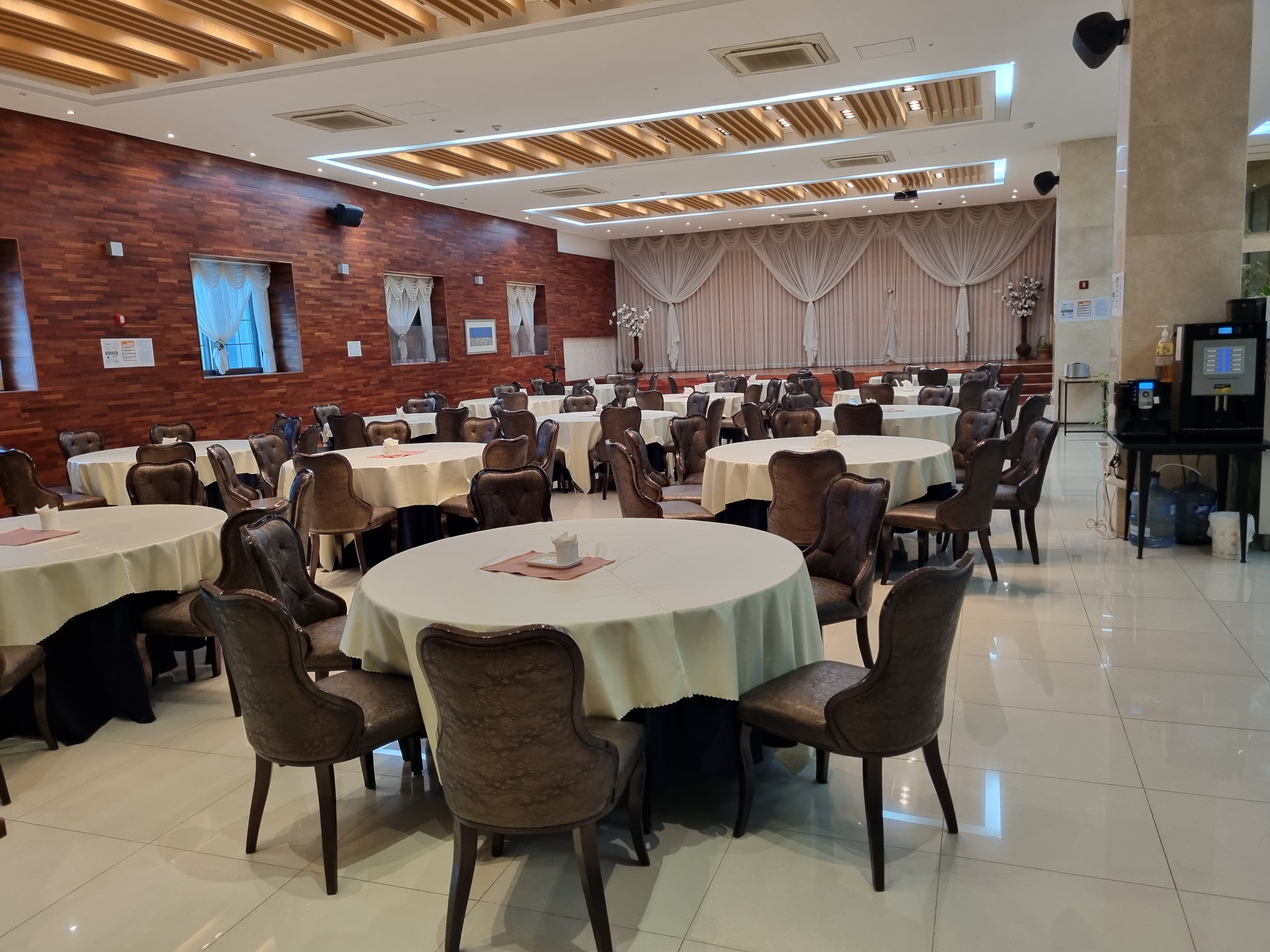 Oasis  Hotel-餐饮