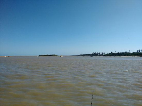 Barra Beach-Alcobaca必去景点
