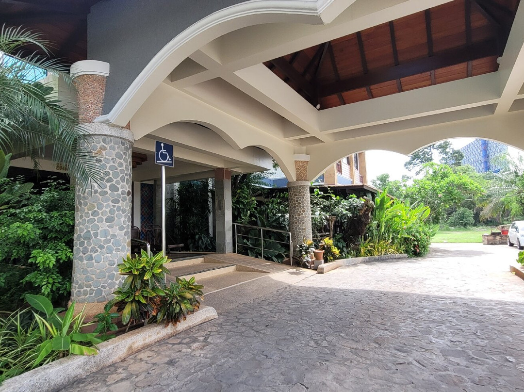 100 岛屿渡假村及水疗中心主图