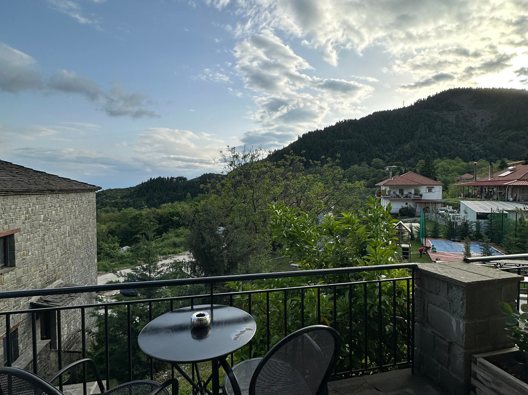 Rouista Tzoumerka Resort主图