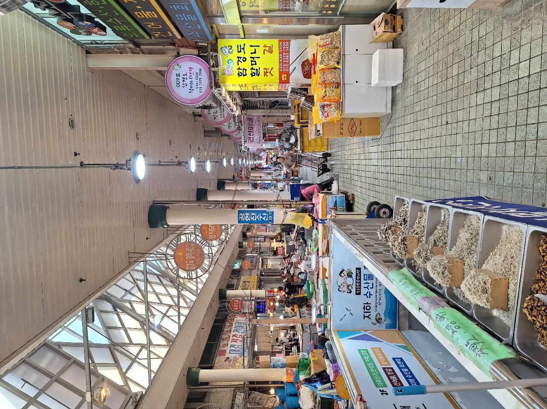 Sokcho Central Market景点图片