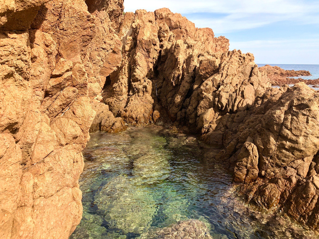 Calanque du Petit Caneiret景点图片