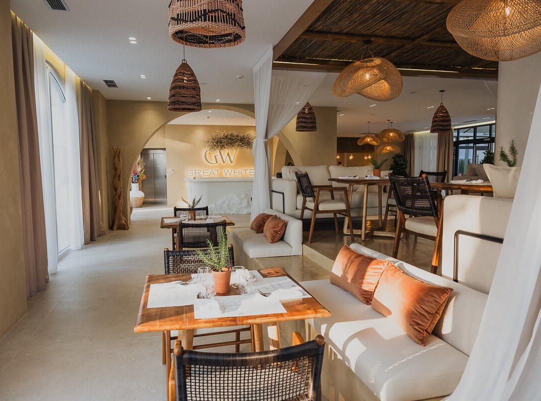 Hotel Ambassador - Shengjin