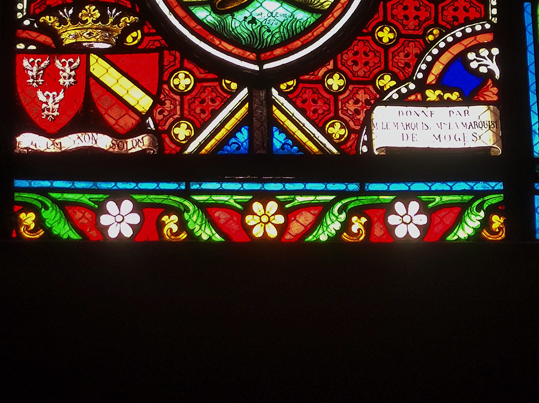Eglise Saints Gervais Saint Protais景点图片