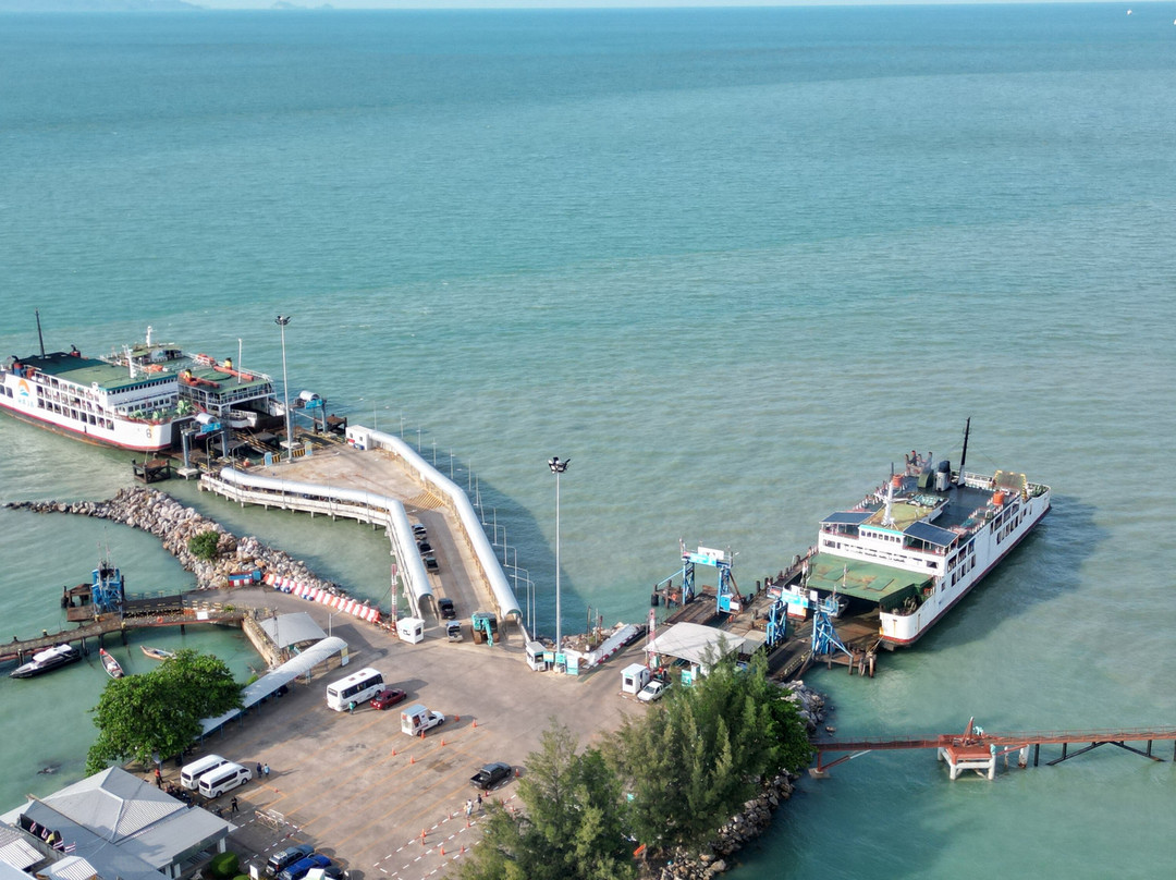 Raja Ferry Port-廊塞必去景点