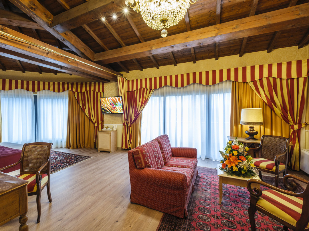 Orologio Hotel Ferrara主图