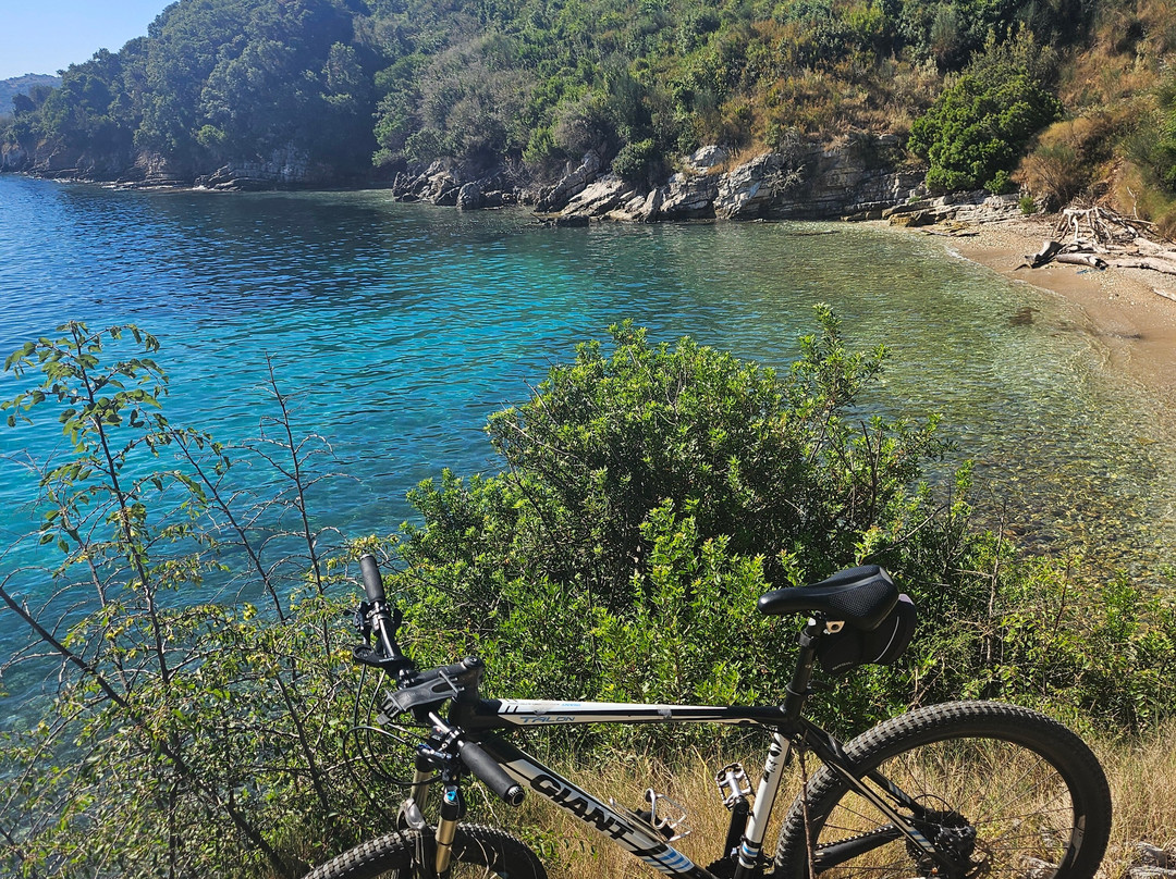 The Corfu Mountainbike Shop-Dassia必去景点