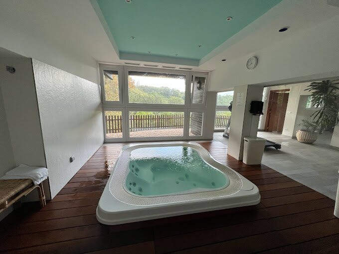 Fruiz酒店住宿-Hotel Txoriene