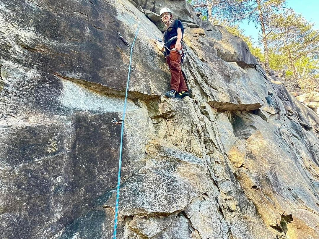 Rocky Face Mountain Recreational Area-Hiddenite必去景点