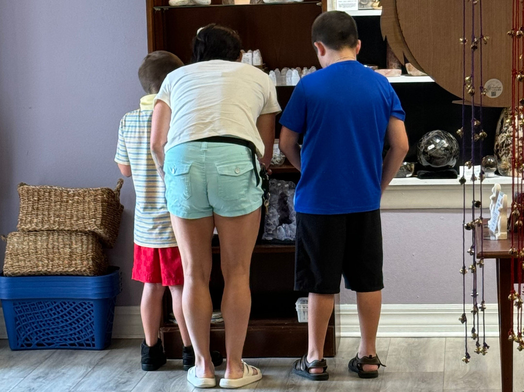 Enchanted Spirits-达尼丁必去景点