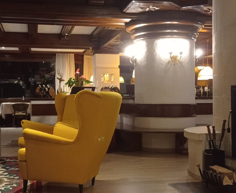 Corona Hotel主图