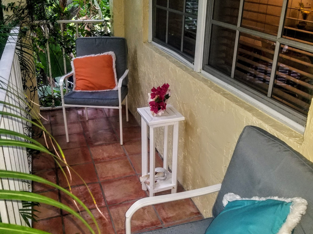 The Caribbean Court Boutique Hotel主图