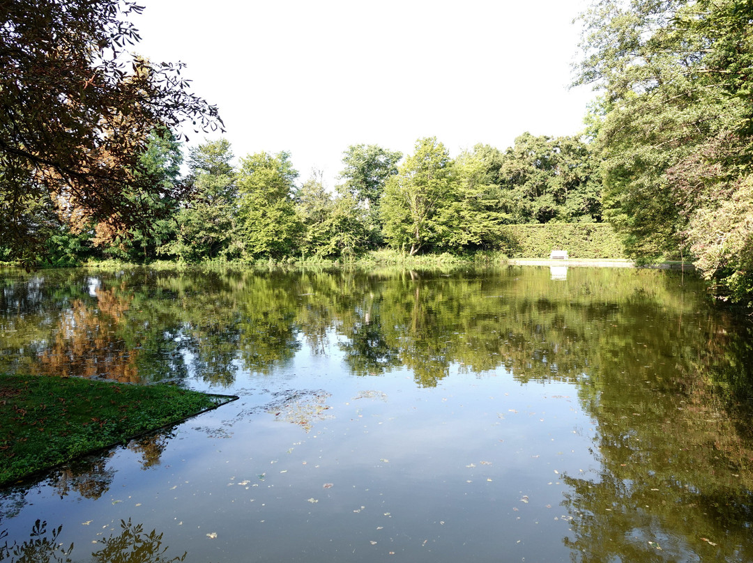 Schlossgarten-施韦青根必去景点