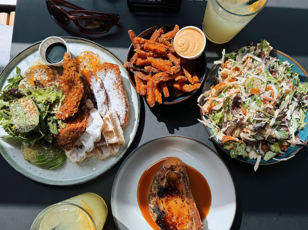 Hashtag Burgers & Brunch