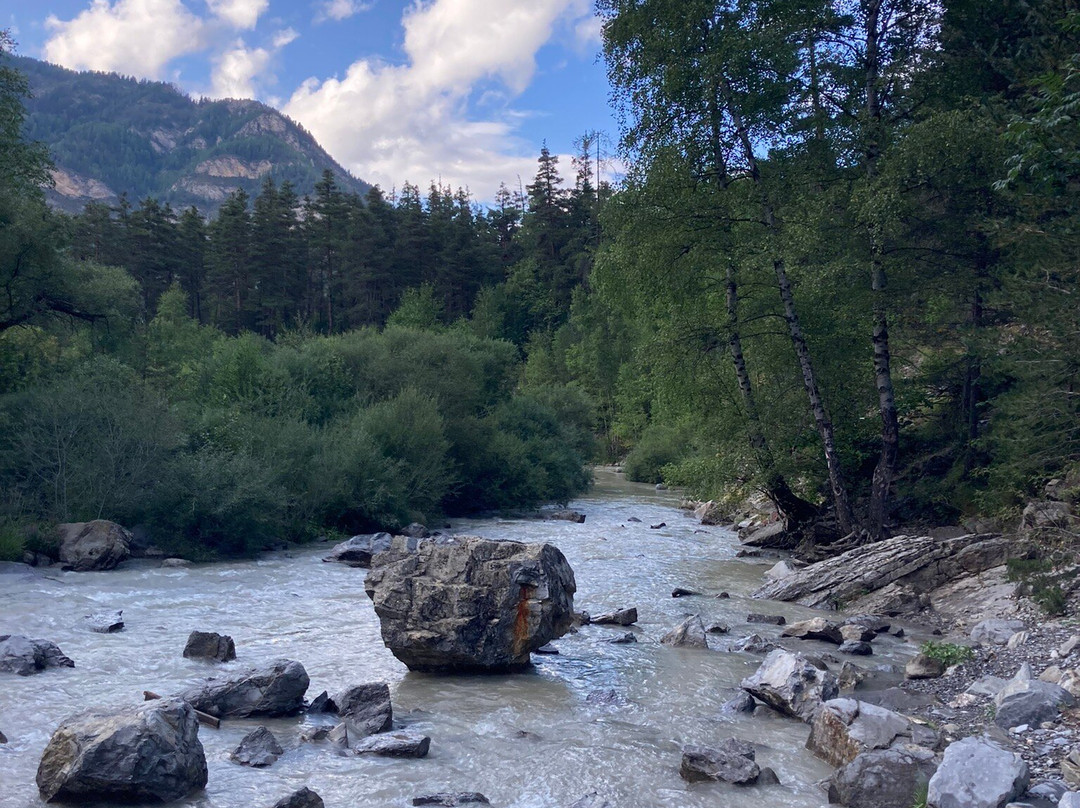 Cascade de la Lance景点图片