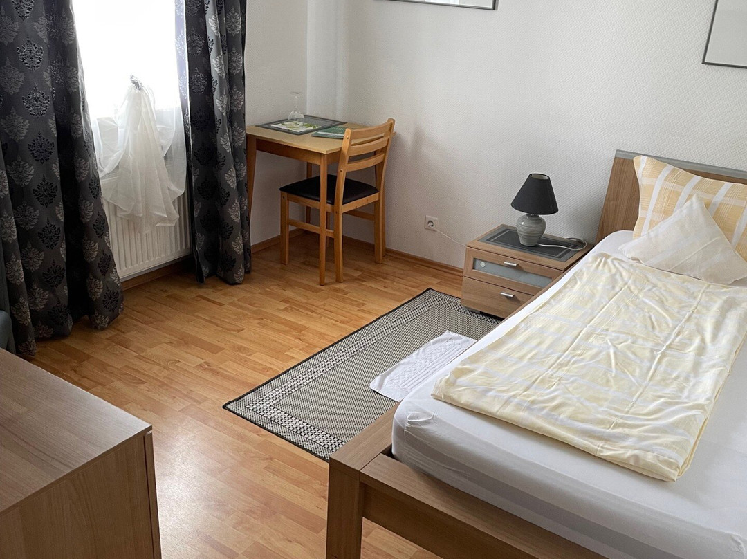 Gasthaus Hirsch Haueneberstein主图