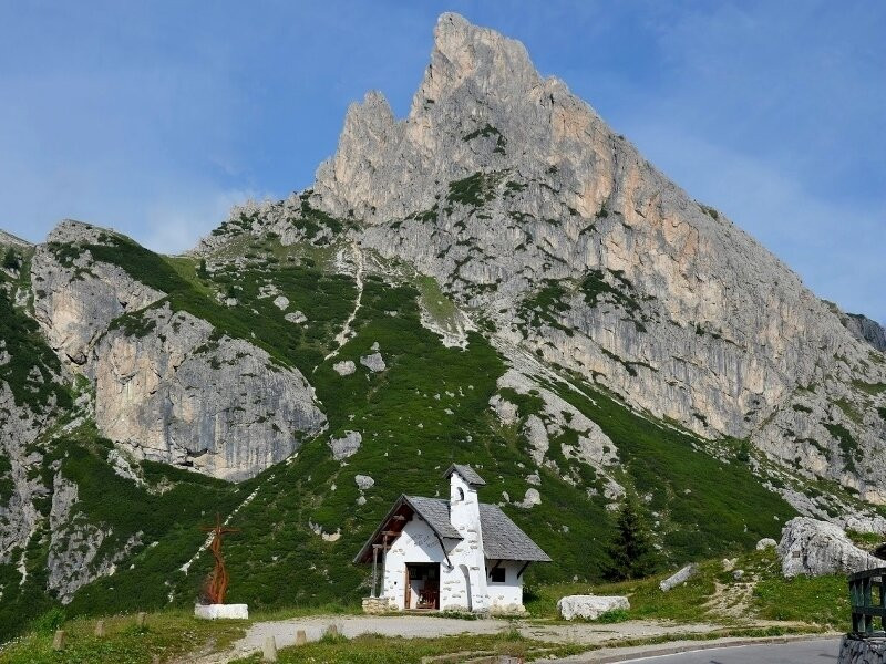 Passo Falzarego-科尔蒂纳丹佩佐必去景点