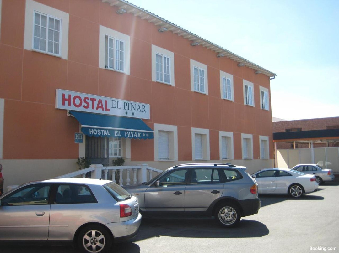 Hostal El Pinar de Avila主图