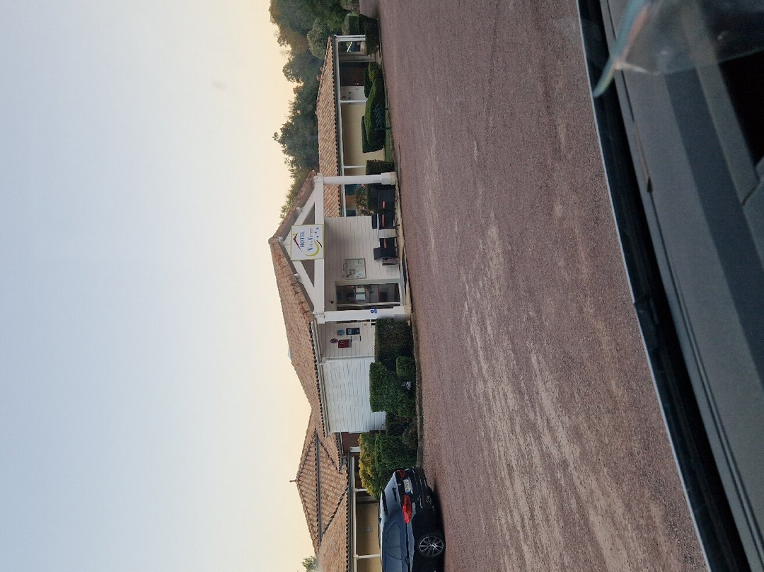 Logis Hôtel Le Val De Vienne主图