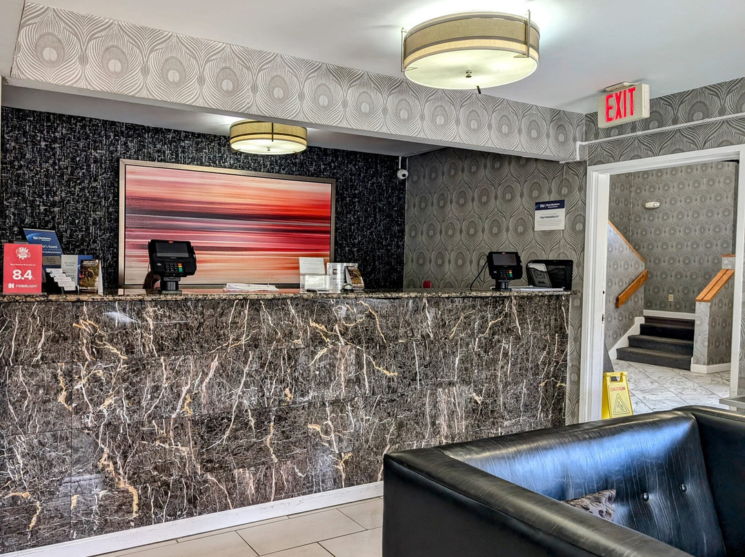 Best Western Riverside Inn主图