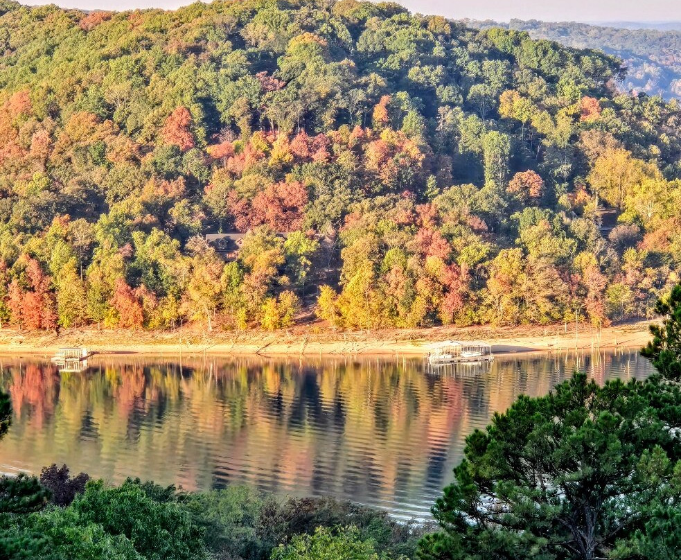 Pointe West Resort Motel主图