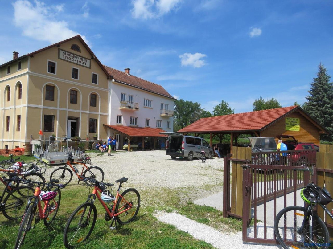 Slomskov Mill Apartment & Camping