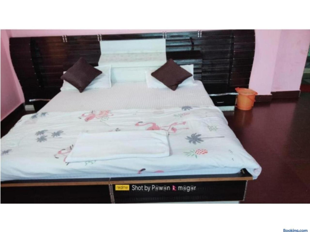 Hotel Bhagirathi Darshan主图