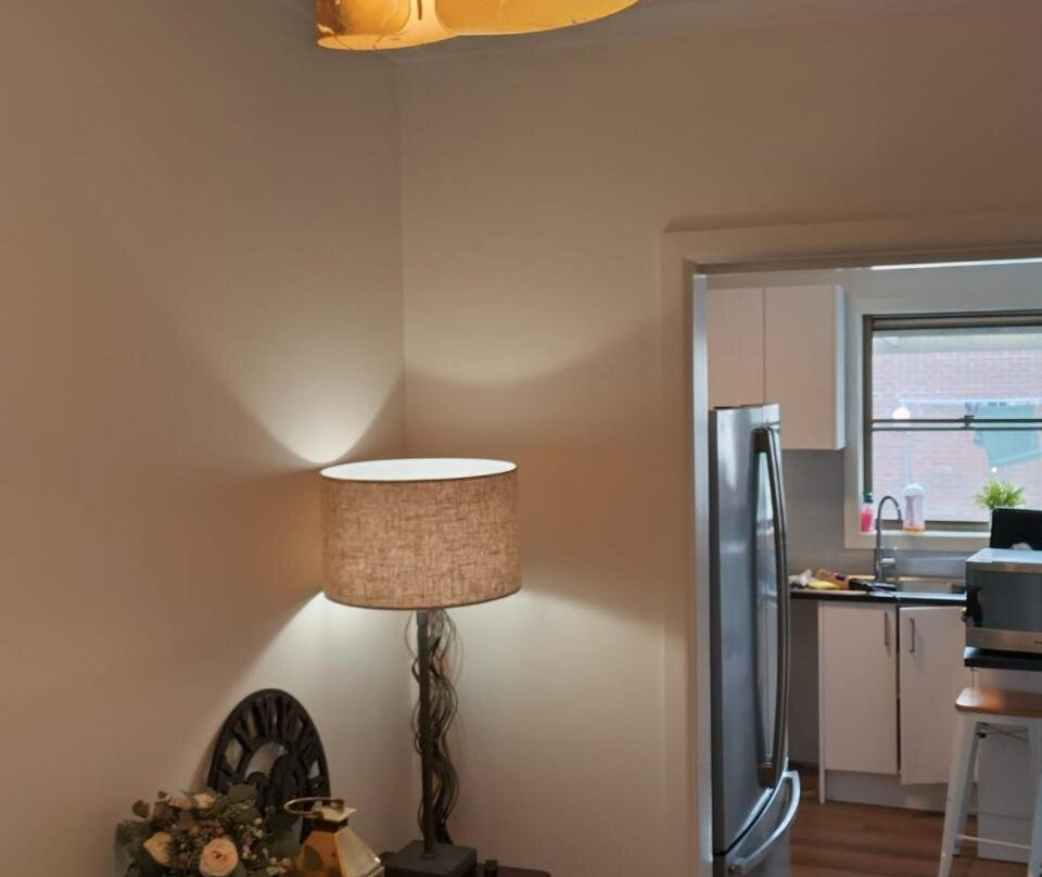 Two Separate Rooms In Clayton South