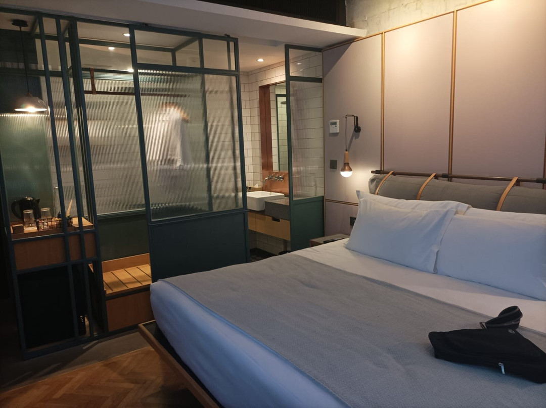 KLoe Hotel主图