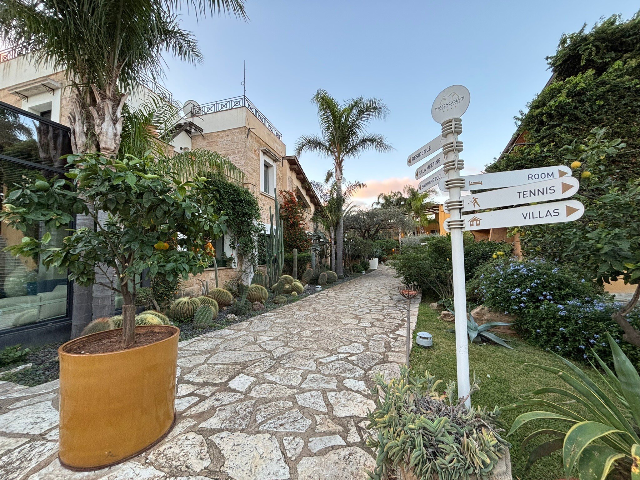 斯皮纳里酒店-官方