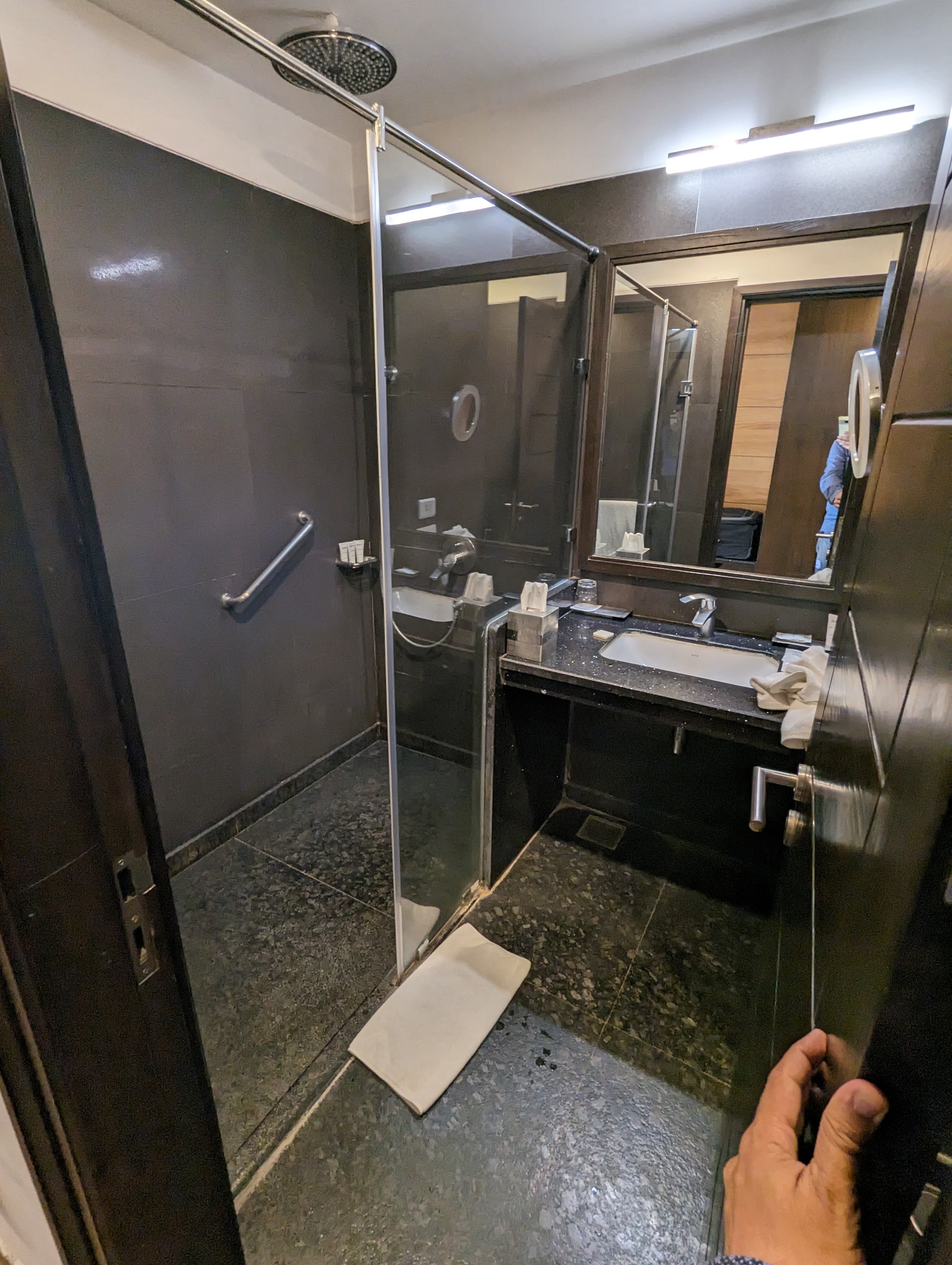 Radisson Hotel Chandigarh Zirakpur-浴室