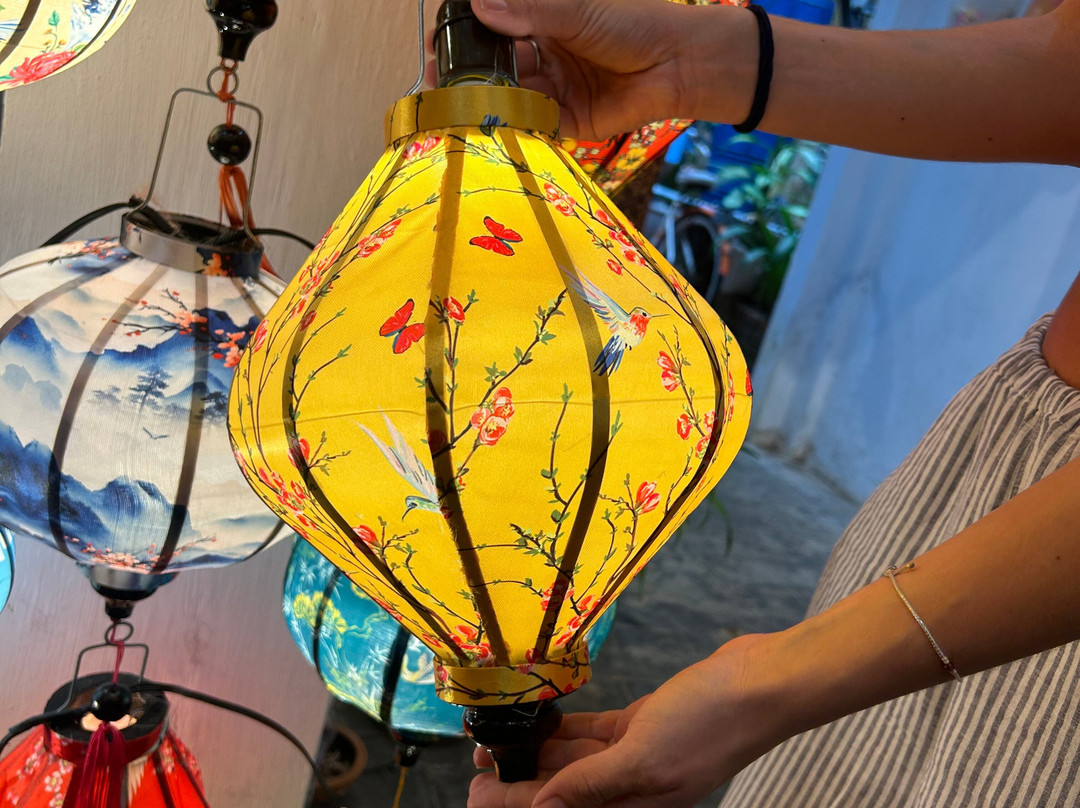 Lantern Making Class With Lynn-会安必去景点