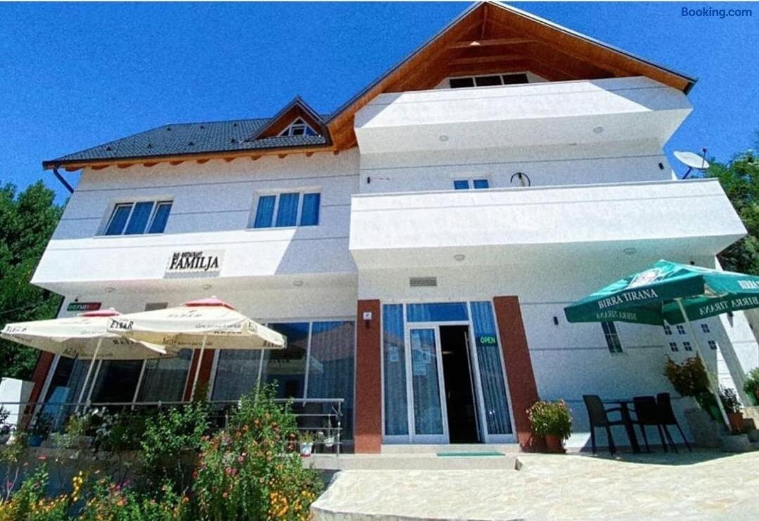 Bar Restaurant Hotel Familja