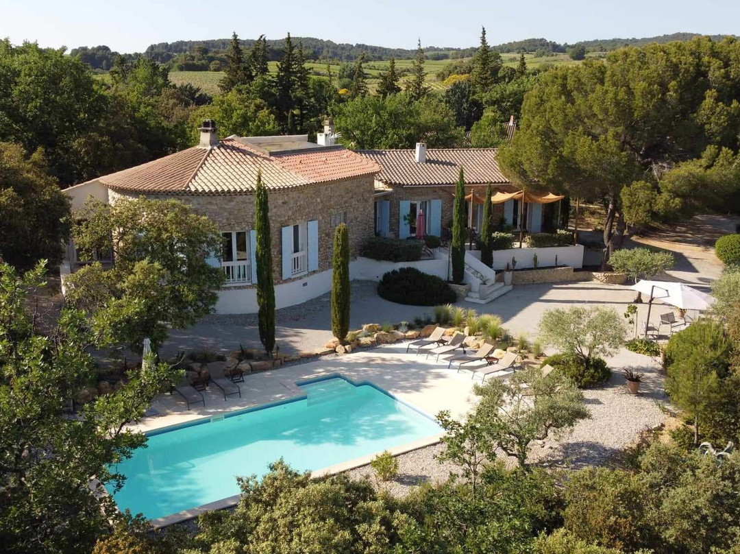 Saint-Maurice-sur-Eygues酒店住宿-La Fontaine Au Loup