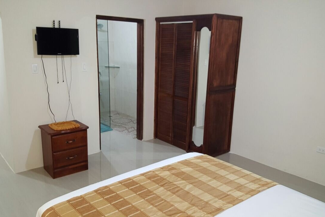 Paradise Place主图