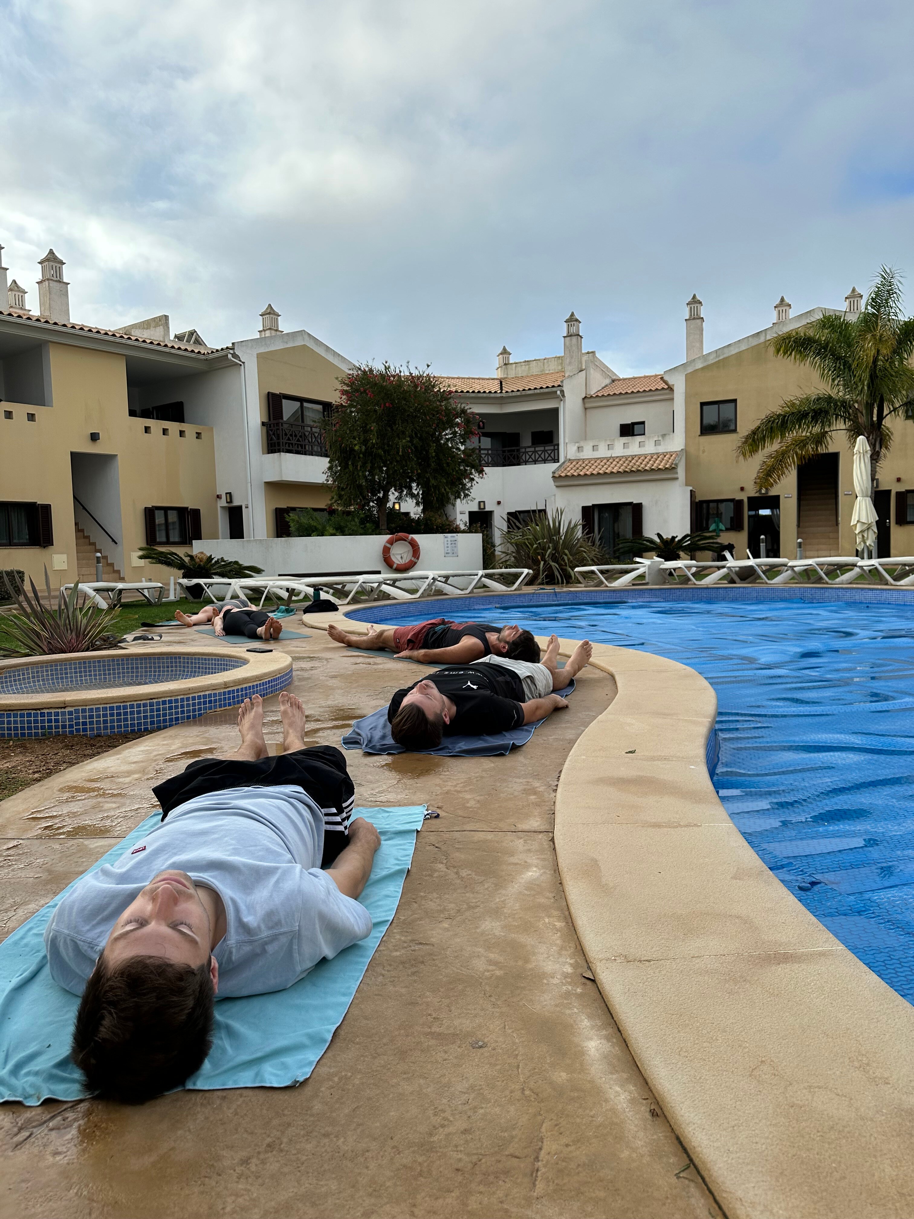 Sagres Time Apartamentos-泳池